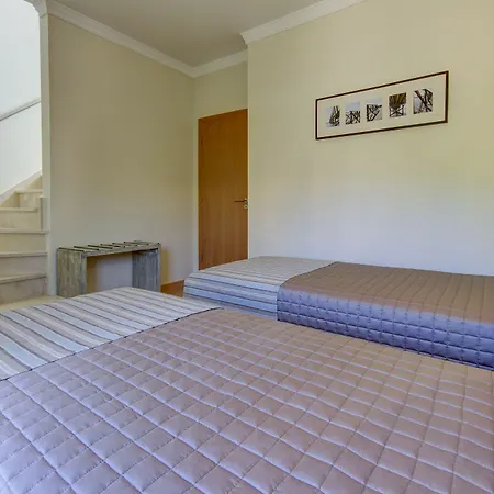 אתר נופש Pinheiros Da Balaia 4*