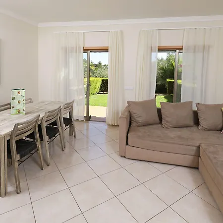 Rezort Pinheiros Da Balaia 4*