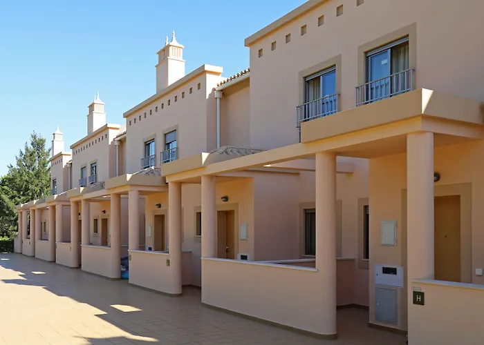 Resort Pinheiros Da Balaia