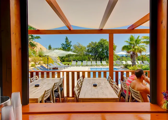 Resort Pinheiros Da Balaia 4*